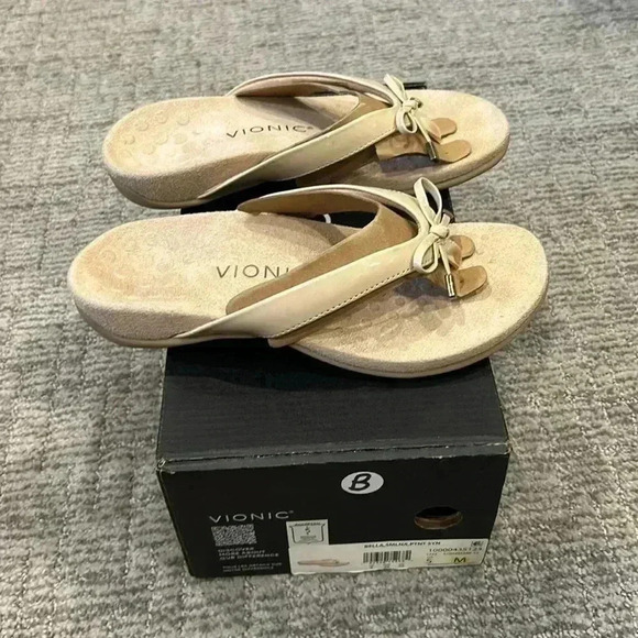 Vionic BELLA Comfort Sandal -Toe Post -Semolina - Picture 2 of 6